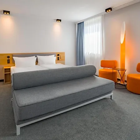 Spark By Hilton Wuppertal City Centre Exterior photo