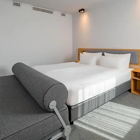 Spark By Hilton Wuppertal City Centre Exterior photo