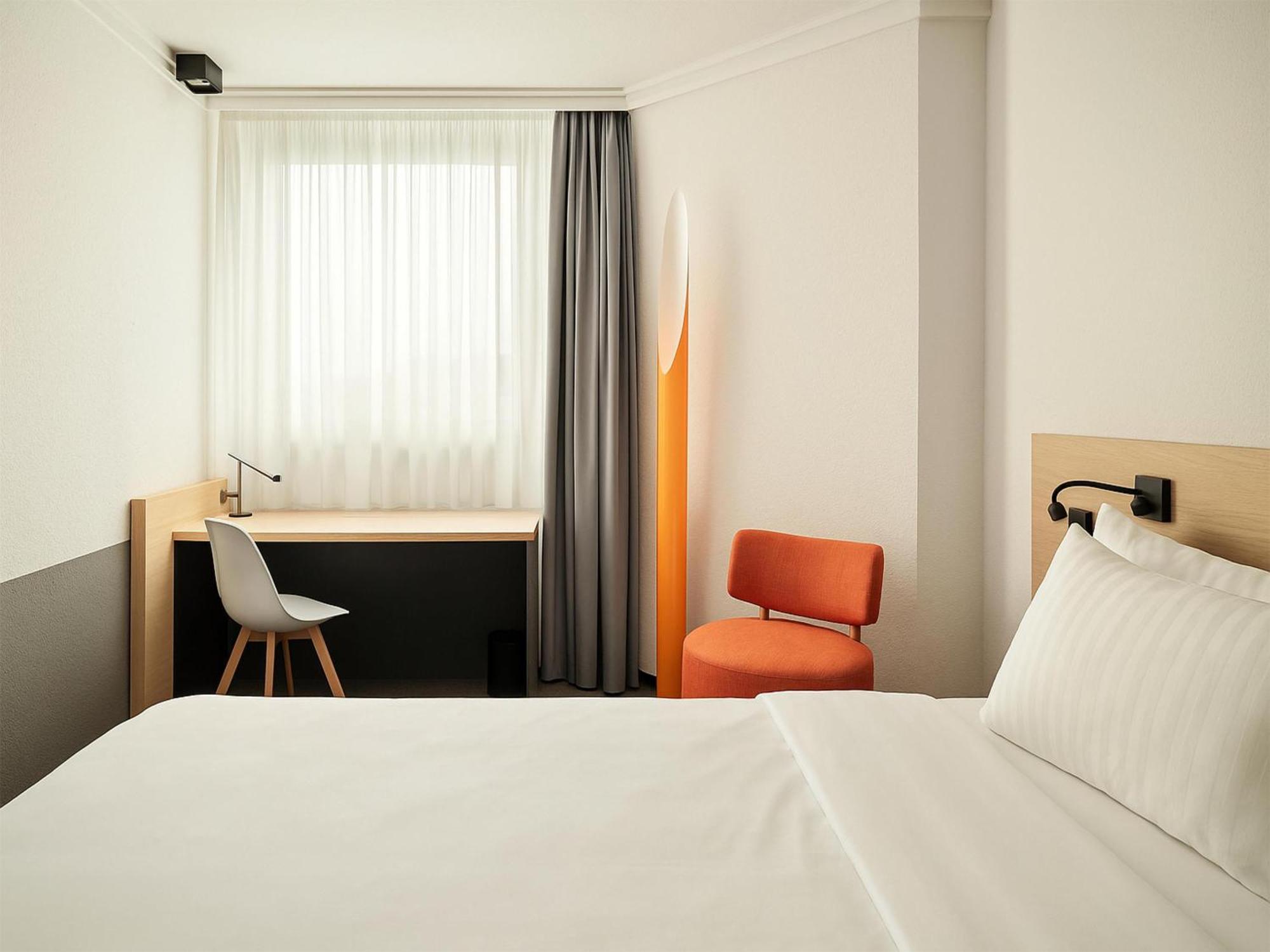 Hotel Spark By Hilton Centre 4*