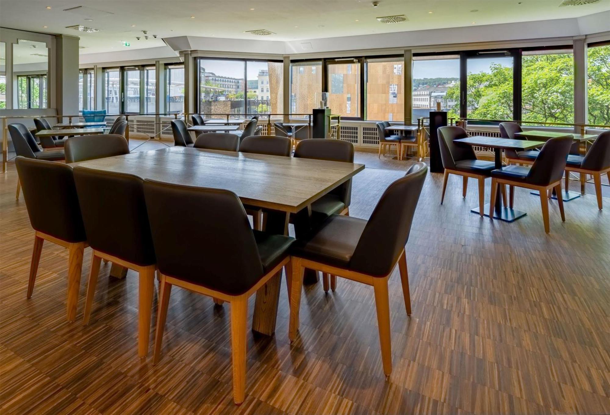 Hotel Spark By Hilton Centre 4*